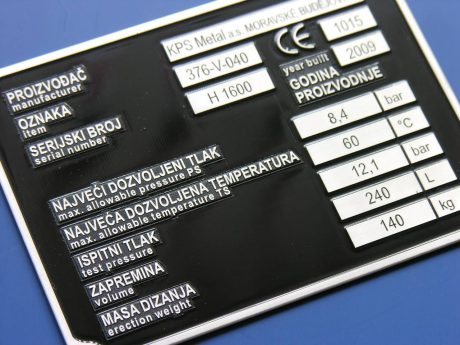 realizace - Průmyslový štítek KPS Metal a.s.