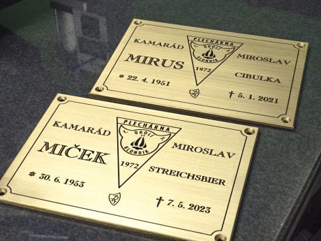 realizace - Gedenktafeln Miroslav Cibulka und Miroslav Streichsbier